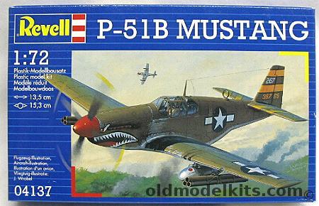 Revell 1/72 TWO P-51B Mustang III - USAAF 26th FS 51st FG Co. Tex Hill Kunming China 1945 / RAF No. 112 Sq Tantarella Italy 1944, 04137 plastic model kit